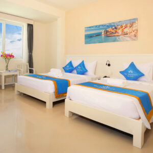 Triple Room with Mountain View